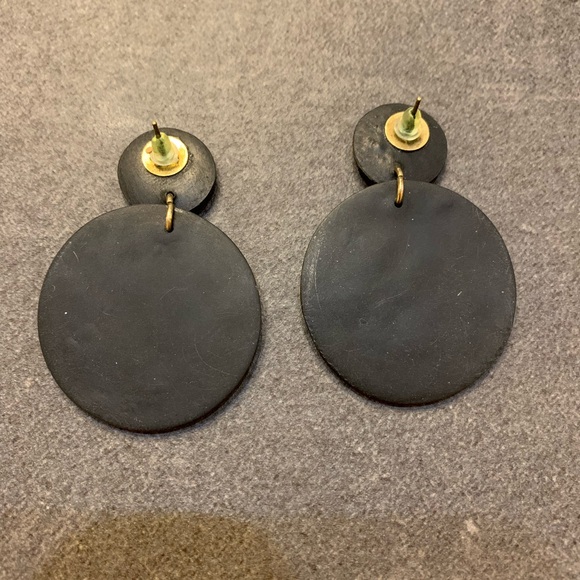 Clay Earrings - Picture 3 of 4